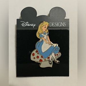 Alice in wonderland pin